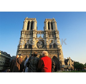 Paris 8